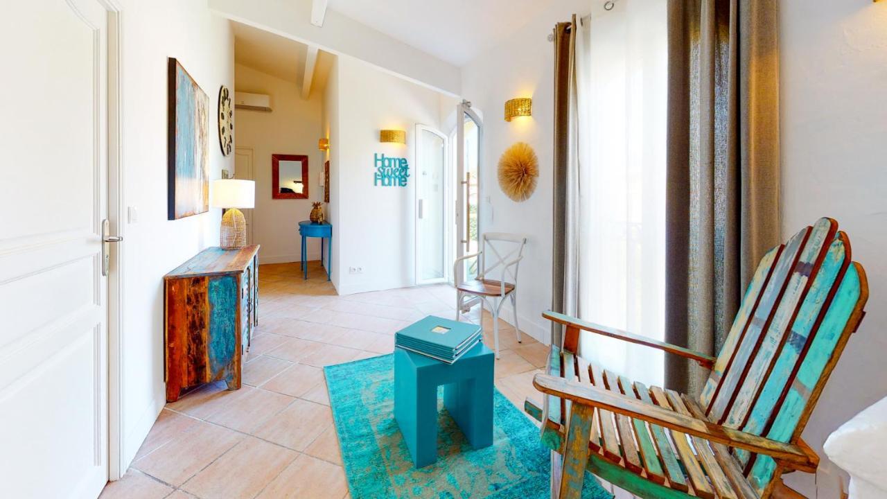 Villa 35 De แซงเตกูลฟ์ ภายนอก รูปภาพ