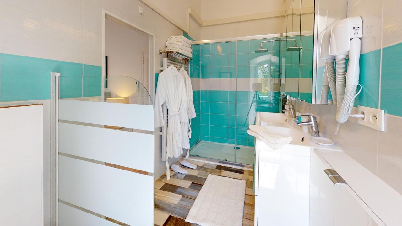 Villa 35 De แซงเตกูลฟ์ ภายนอก รูปภาพ